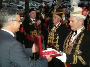 DAN BOKELJSKE MORNARICE (26.06.2016) – Gradonačelnik Aleksandar Stjepčević predaje ključeve grada