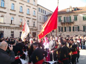 VANJSKA PROSLAVA SV. TRIPUNA (07.02.2016) –Biskup Ilija Janjić i gradonačelnik Aleksandar Stjepče
